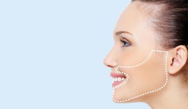 Yüz derisini gençleştirmek için estetik operasyonlar