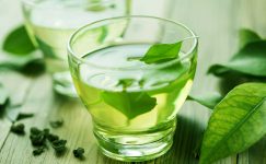 Yeşil çayın cilt üzerinde şaşırtıcı etkileri